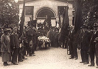 Cremation of labour politician Van Kol, 1923 Coll: IISG, Amsterdam